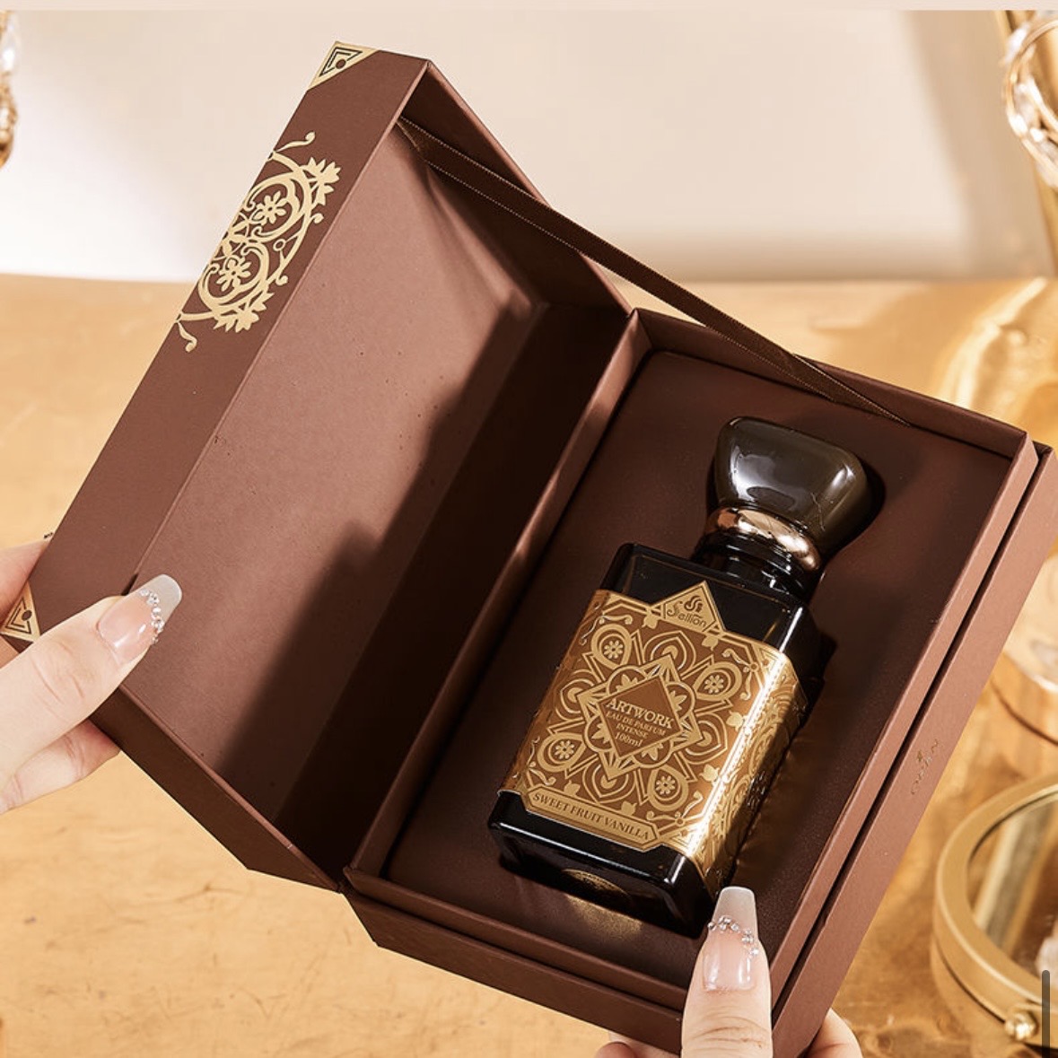(Sellion) Artwork Oud for Greatness Eau de Parfum Intense Sweet Fruit Vanilla 3949 100мл п/в